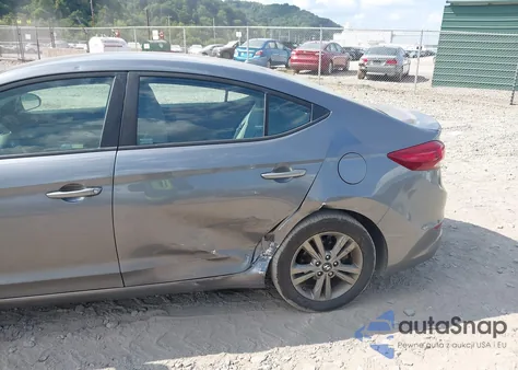 2018 Hyundai Elantra Sel z USA, uszkodzony, nr VIN 5NPD84LF4JH285016